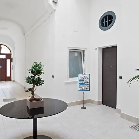 San Nicola Bilocali Vgm * Bari